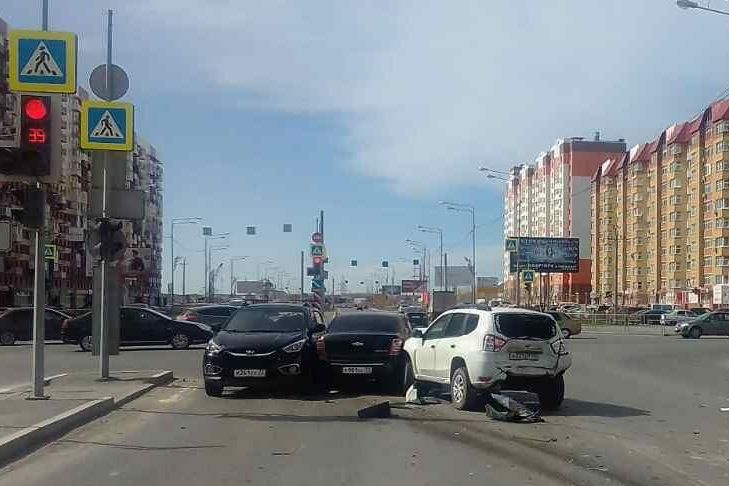  тюмени тройном дтп пострадали 