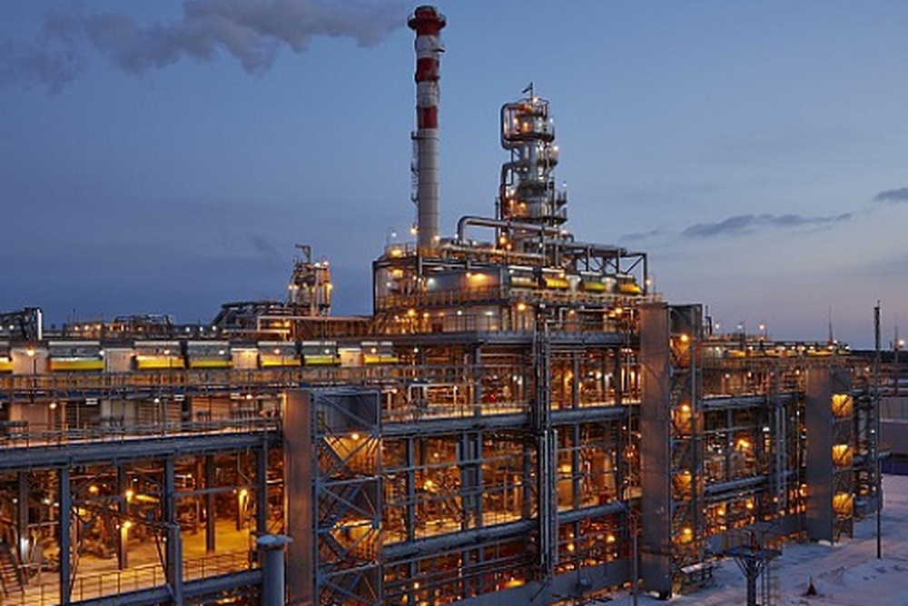  поток довела нефтепереработку миллионов тонн 