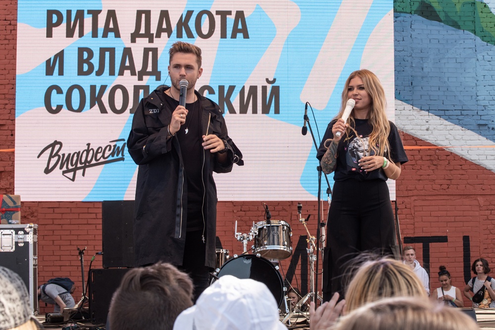  имя мией певица дакота собралась отсудить супруга квартиру 