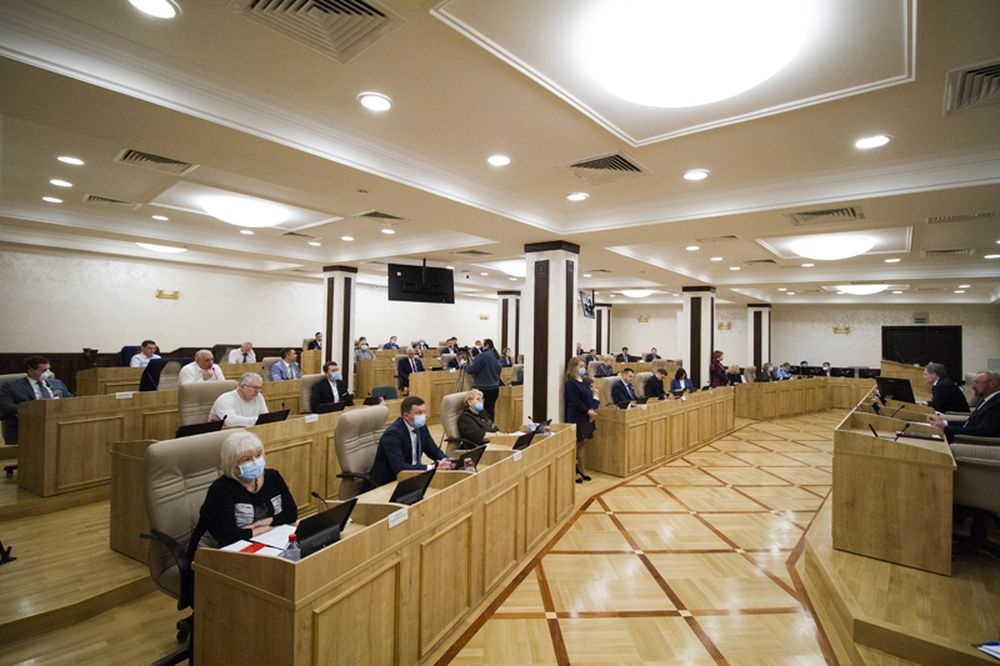  обсуждение поблажек екатеринбурга едва обернулось дракой 