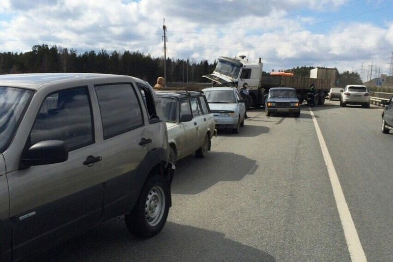 Под Пермью автобус с сотрудниками "Уралкалия" попал в ДТП