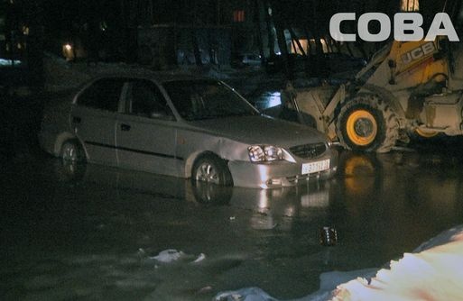  екатеринбургские автомобилисты попали ледяную ловушку эльмаше 