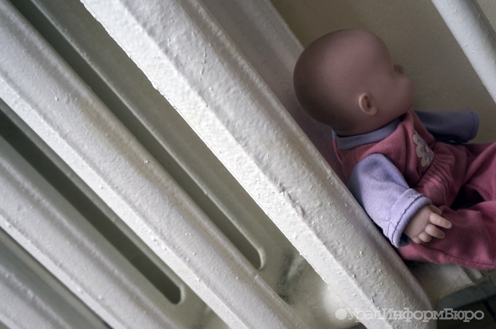  ноябрьске 2-летней девочке электромясорубка раздробила руку 