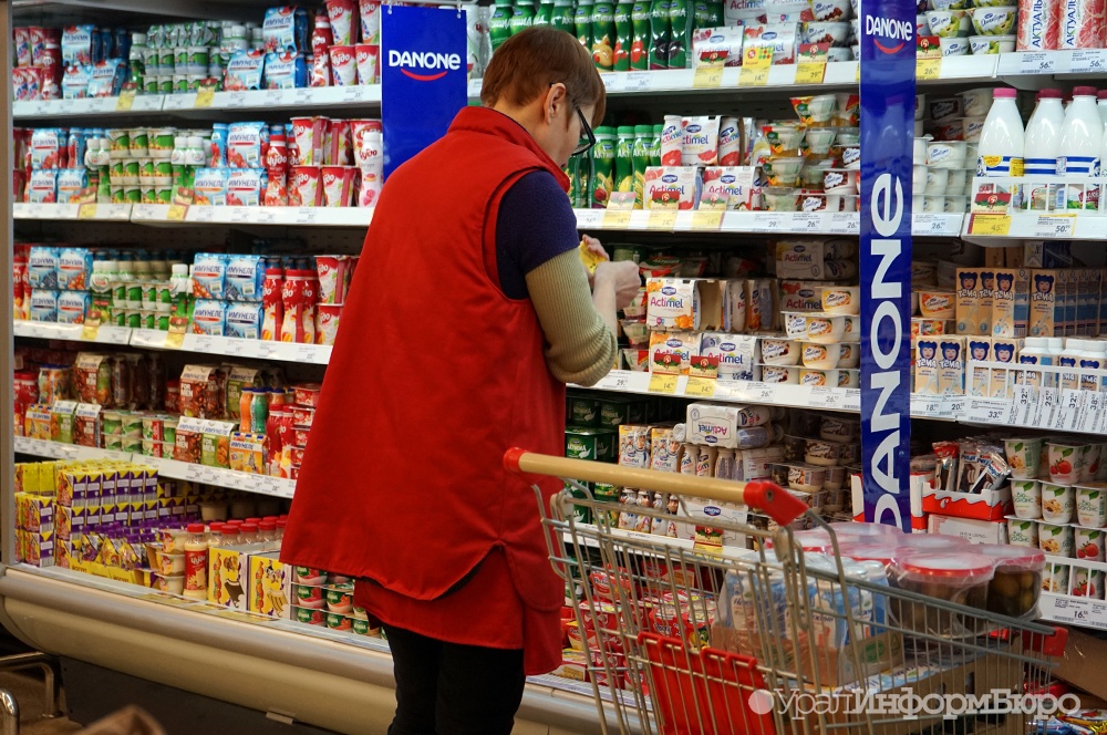 Двухлетний мальчик нашел тело мужчины в продуктовом магазине в Екатеринбурге