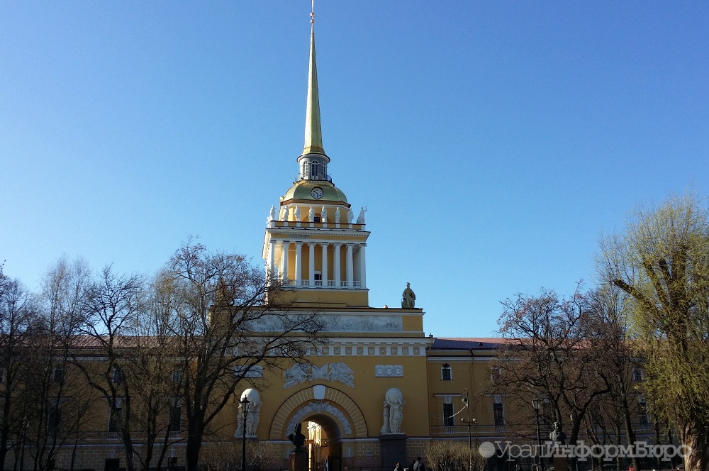  уральские авиалинии отвезут екатеринбуржцев город неве 