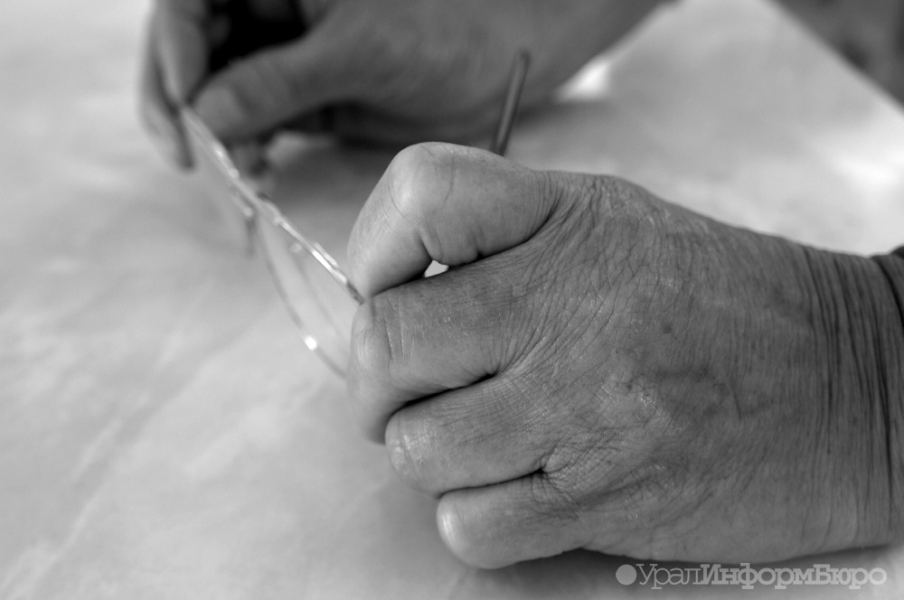  екатеринбурженка лишила 83-летнюю пенсионерку квартиры 