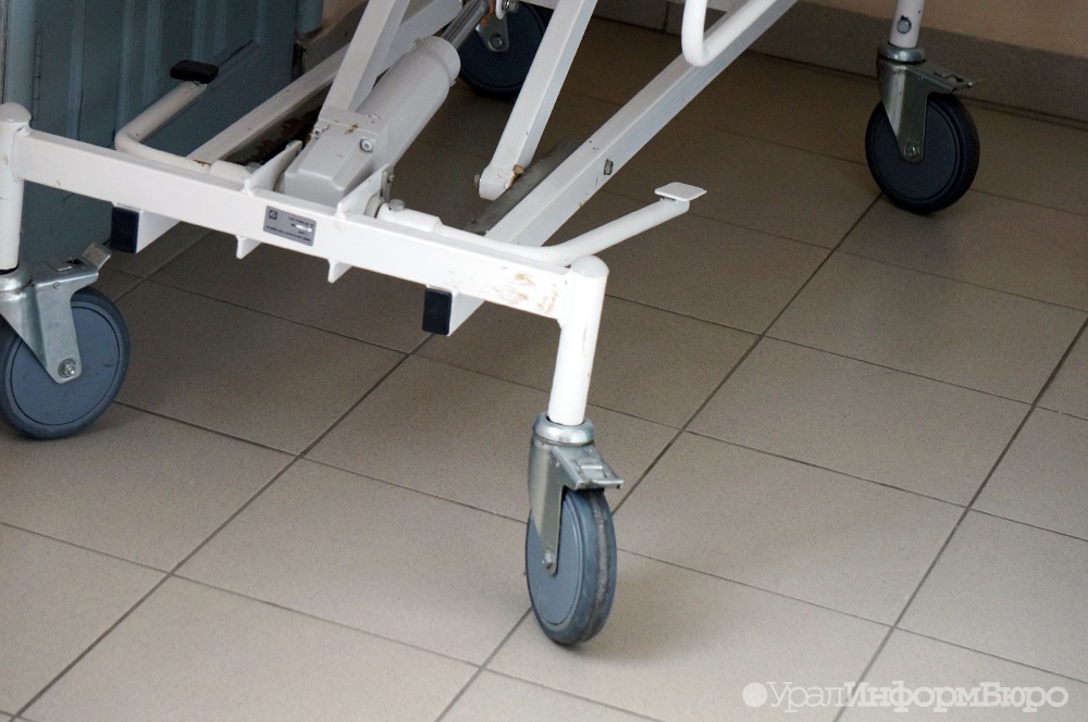  нижнетагильский депутат доставлен екатеринбург открытой травмой головы 