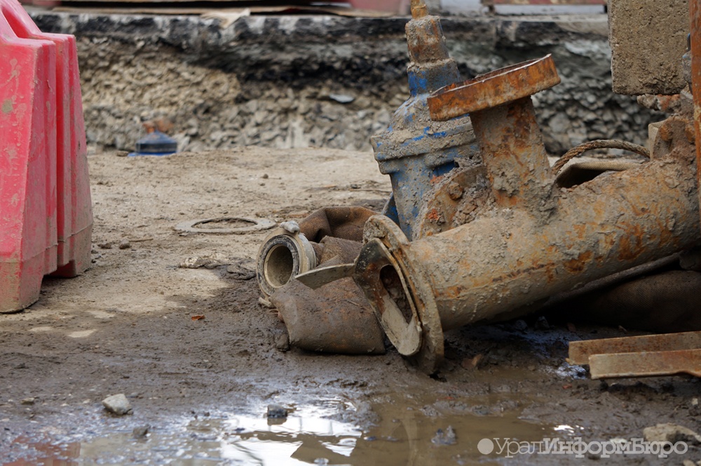  водопроводы столицы урала обновили наполовину 