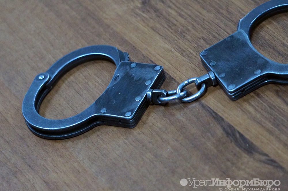  лже-полицейский выманил знакомой миллион тенге 