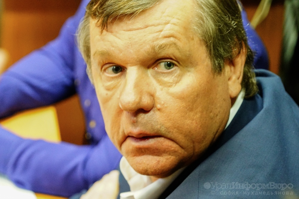  суд приговорил экс-партнеров барда новикова трем годам колонии 