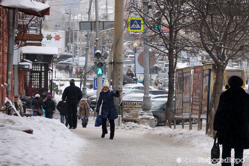  екатеринбургские дорожники возьмутся скользкие тротуары 