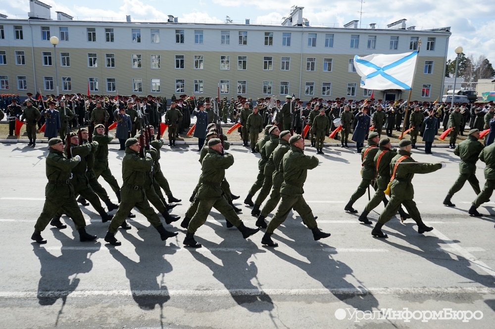  военные научатся хорошим манерам 