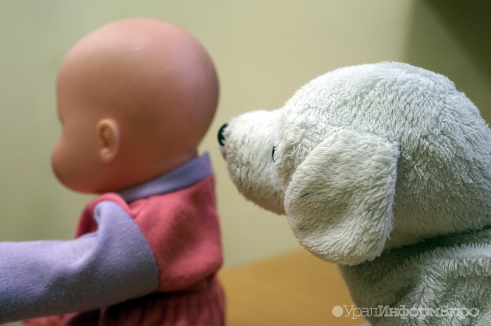  ямале стая бездомных собак едва растерзала 8-летнюю девочку 
