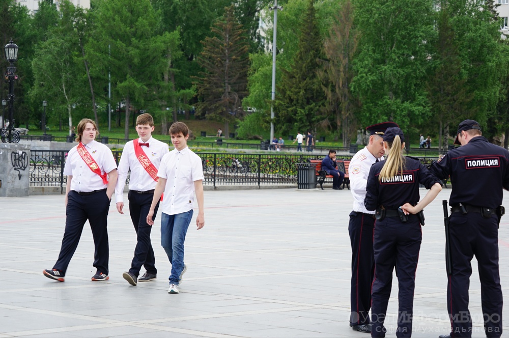  полиция екатеринбурга возьмет надзор подростков 