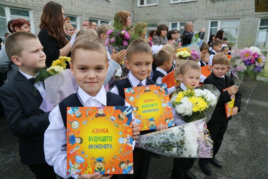  всмпо-ависма подарит первоклассникам дневники детства 