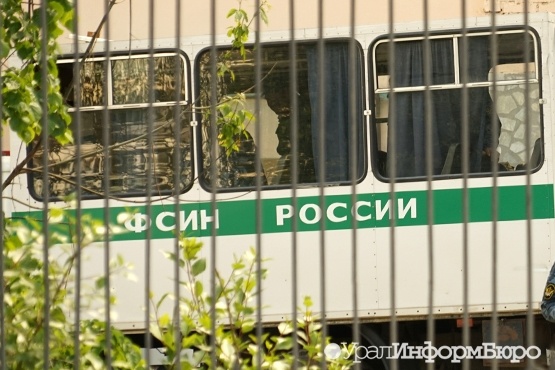  российские автозаки оборудуют мигалками 