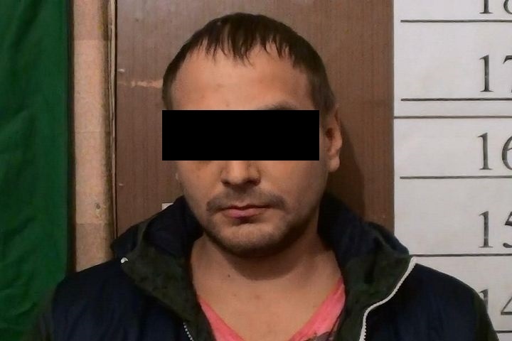  визе 30-летний торговый представитель обстрелял жилой дом 
