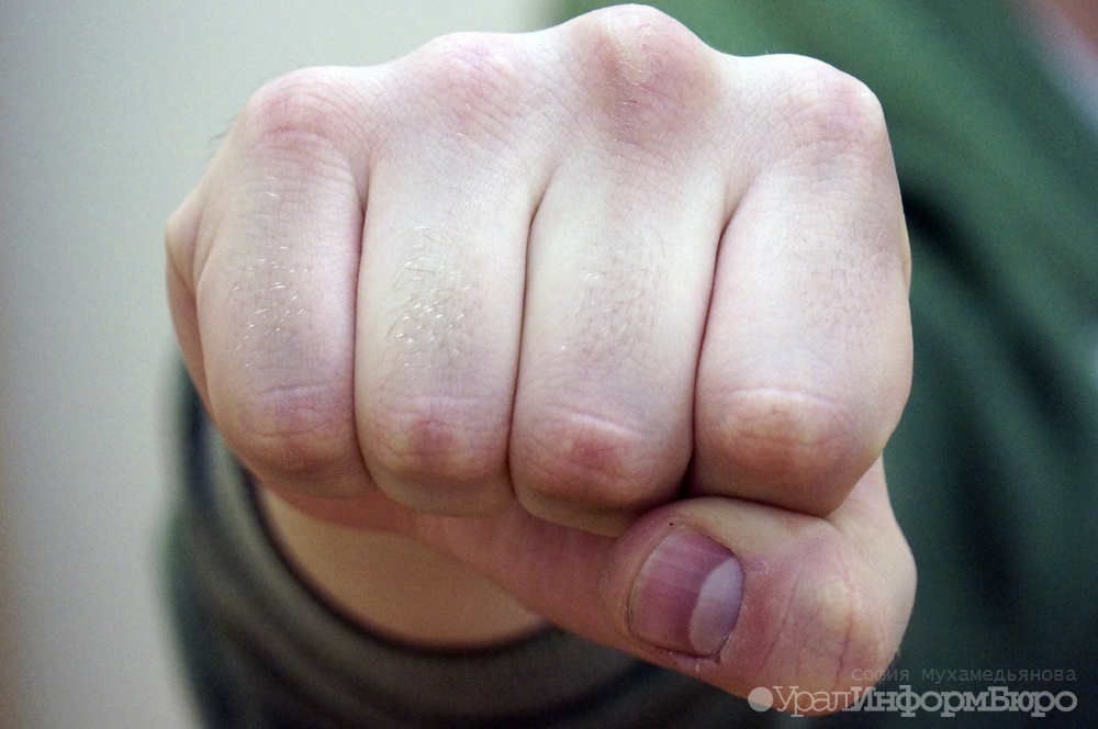 чиновник посулил рыло хлопнуть недовольным бездорожьем 