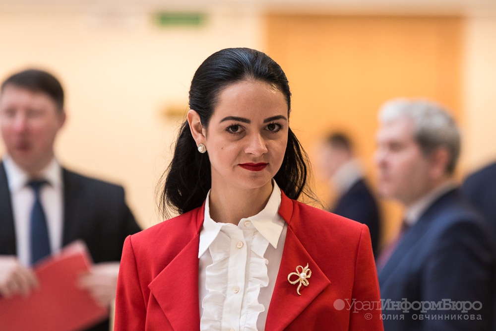  ольга глацких покажет шипулину вертикальный шпагат 