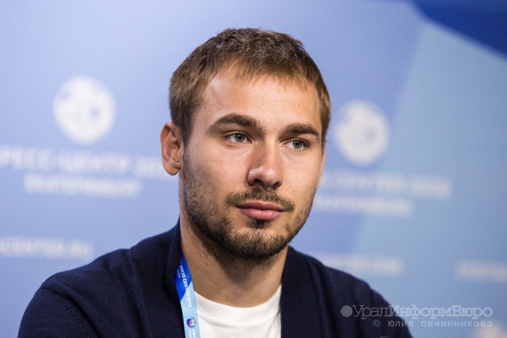  экс-биатлонист шипулин сблизился депутатами госдумы 