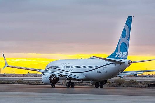 boeing обещает научить пилотов управлять злополучными 737 max 