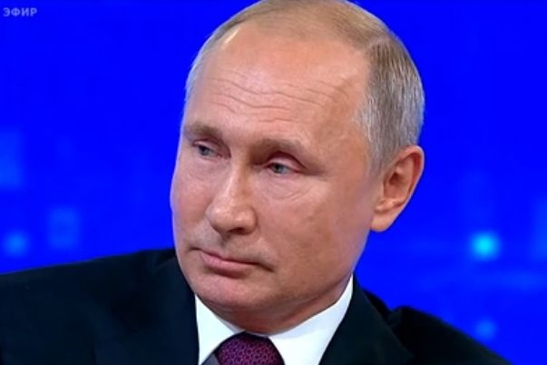  время прямой линии путин прослезился 