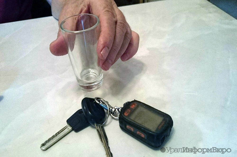  свердловчанка устроила пьяное дтп заявила угоне авто 