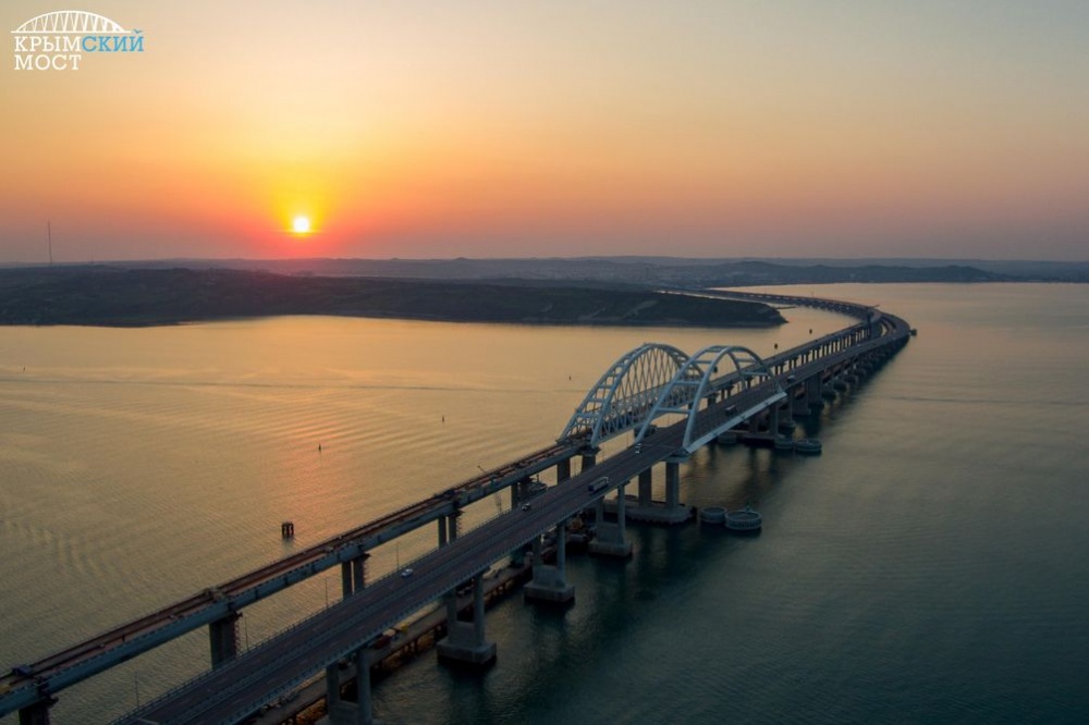  госдуме высмеяли посягательства украины крымский мост 