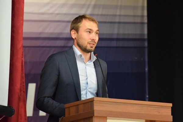  шипулин сорит деньгами серовском округе 