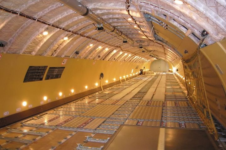  воронеже кипит работа одним самых больших самолетов россии 