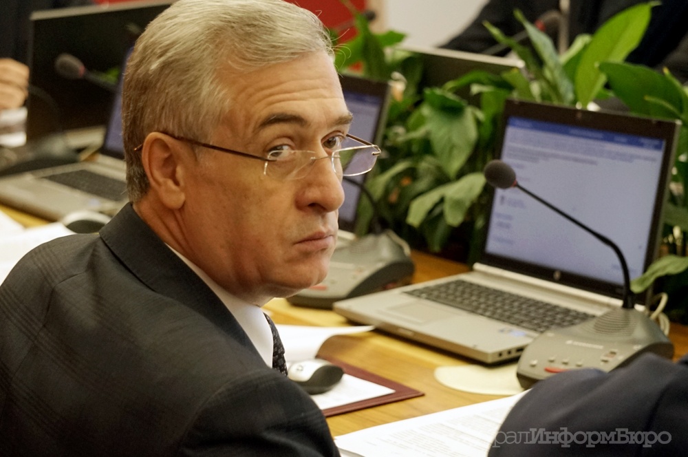  главу угодившего гей-скандал ургэу назвали одним худших ректоров 
