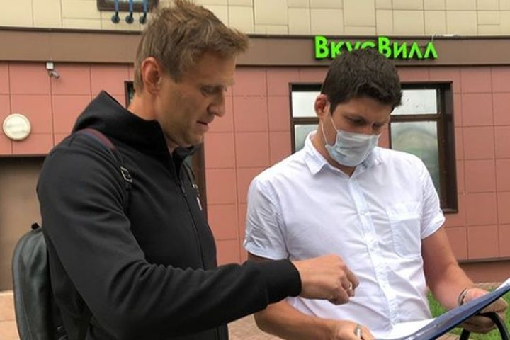  странно вертолет отправили навальному нагрянули силовики 