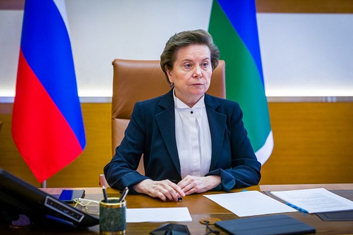  комаровой югры считает александр натальи губернатора михаил выборах 