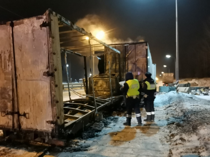  гибдд рассказали подробности аварии сгоревшей газелью екатеринбургом 