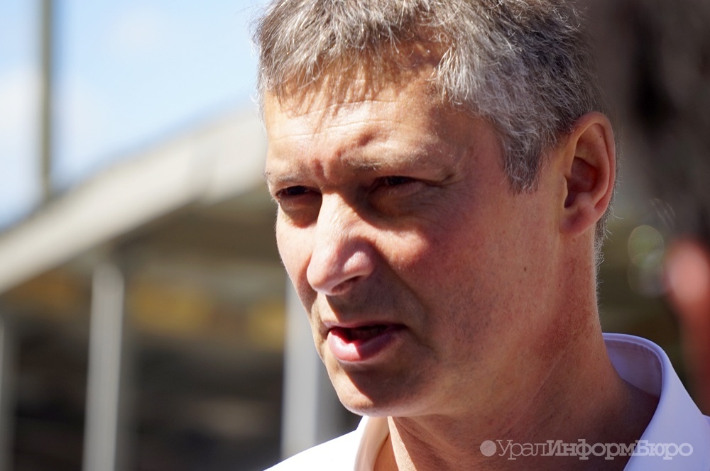  ройзман вновь попал деньги 