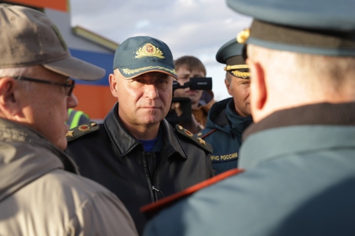  глава мчс россии погиб спасая человека 