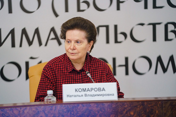  комарова объявила чему посвящен 2022 год югре 