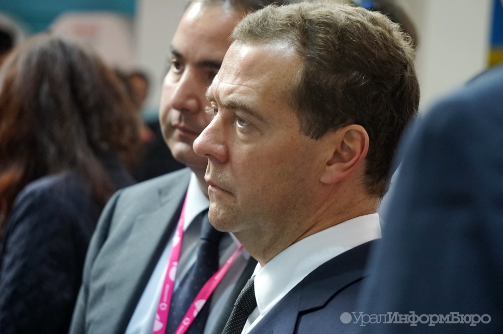  медведев назвал космический кретинизм причиной продовольственного кризиса европе 