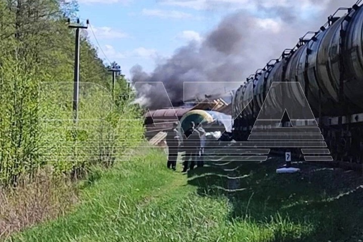  брянской области взрыва сошел рельсов локомотив грузового состава 