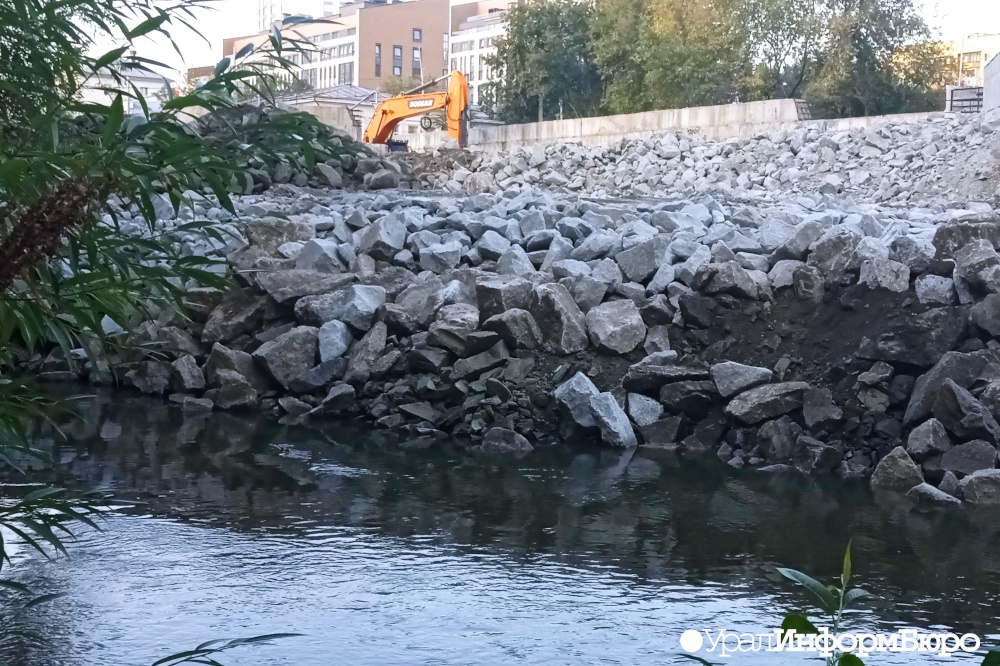  общественники попросят главу екатеринбурга вмешаться ситуацию изменением берега 