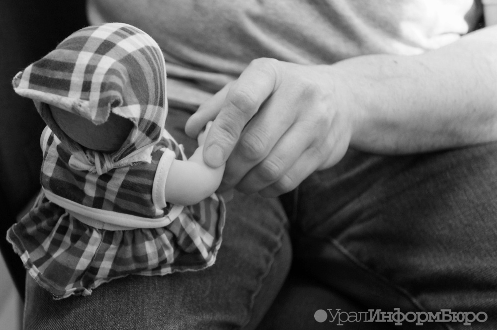  экс-сотрудника батутного центра тюмени обвинили совращении 12-летней девочки 