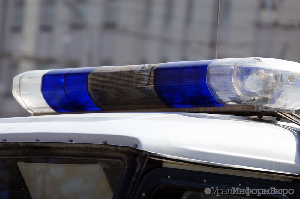  задержанный угнал полицейскую машину челябинской области 