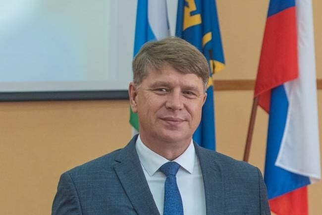  глава сосьвы уволиться полгода назначения должность 