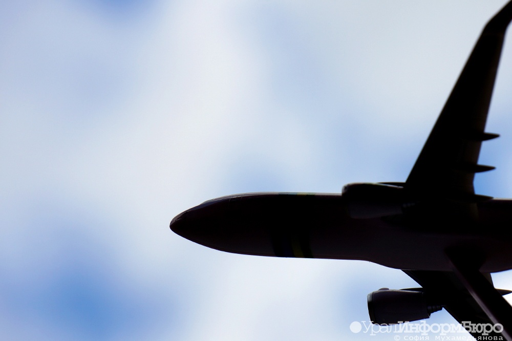  подмосковье потерпел крушение самолет superjet 100 