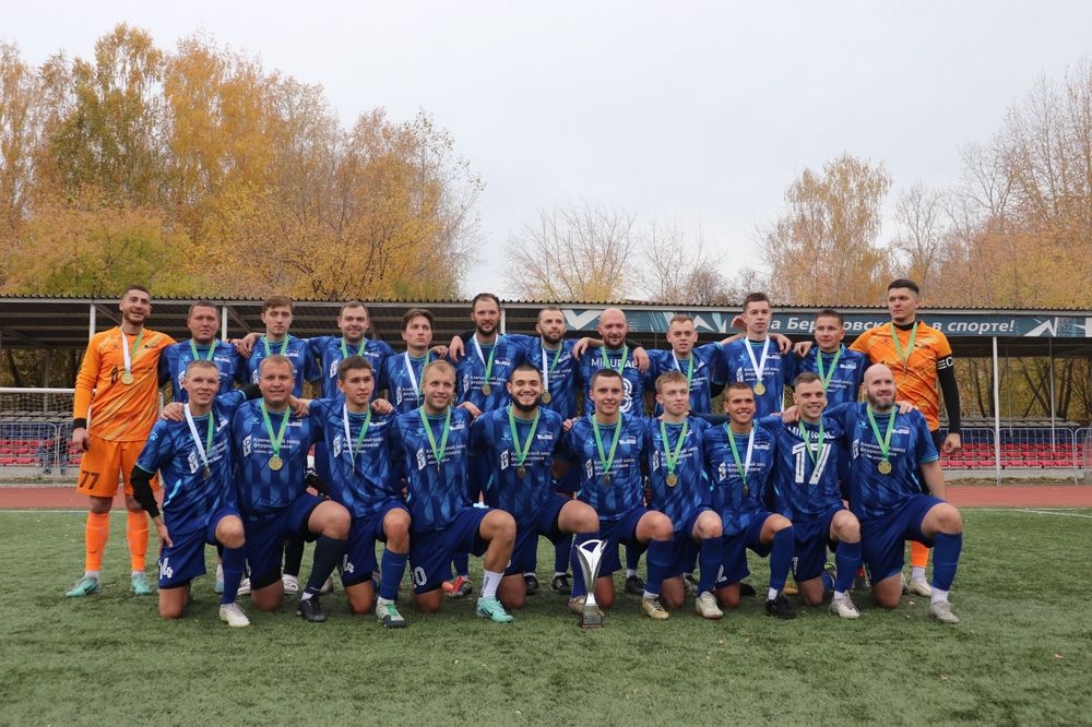 металлург одержал победу 80-м чемпионате свердловской области футболу 