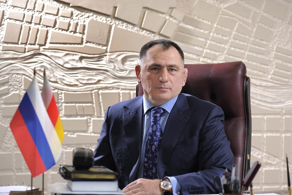  мэр владикавказа потребовал убрать угмк города 