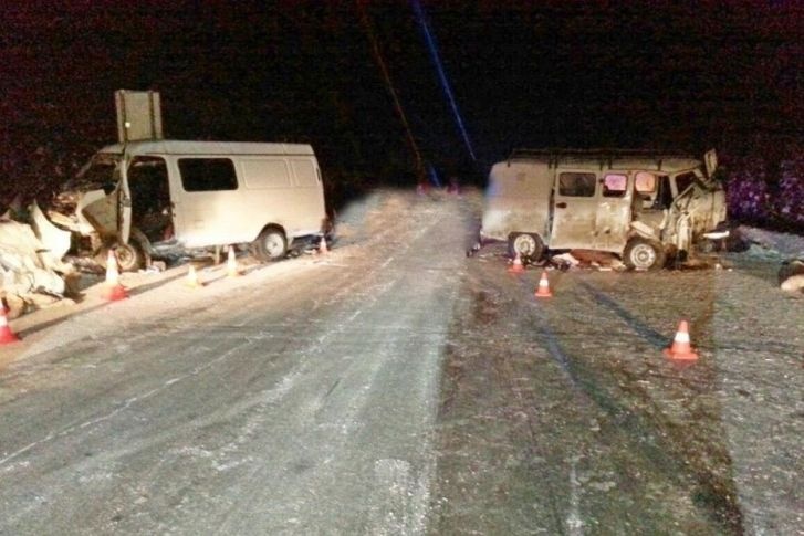  югре буханка снесла микроавтобус пострадавших 