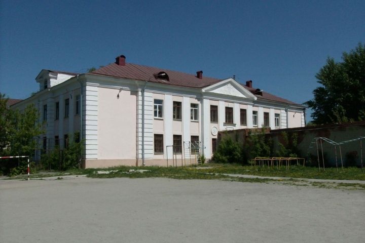  старая школа визе простоит конца 