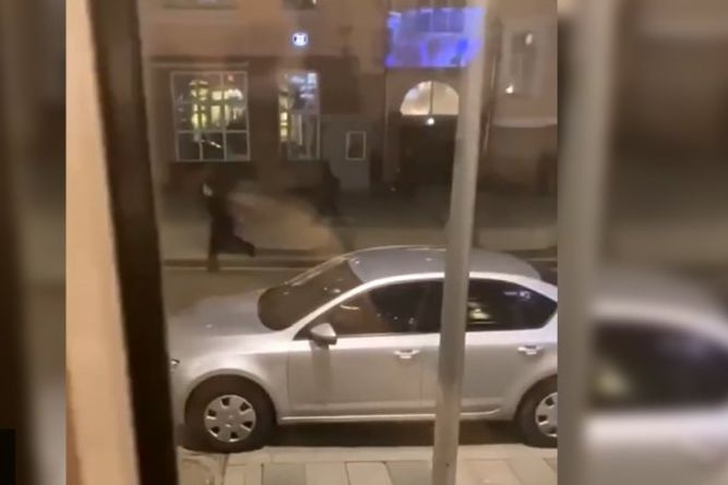  фсб стрелка мужчина позже сми время здания ведомства 