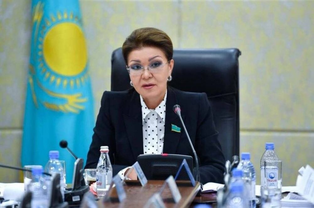  дочь экс-президента казахстана лишили депутатского мандата 